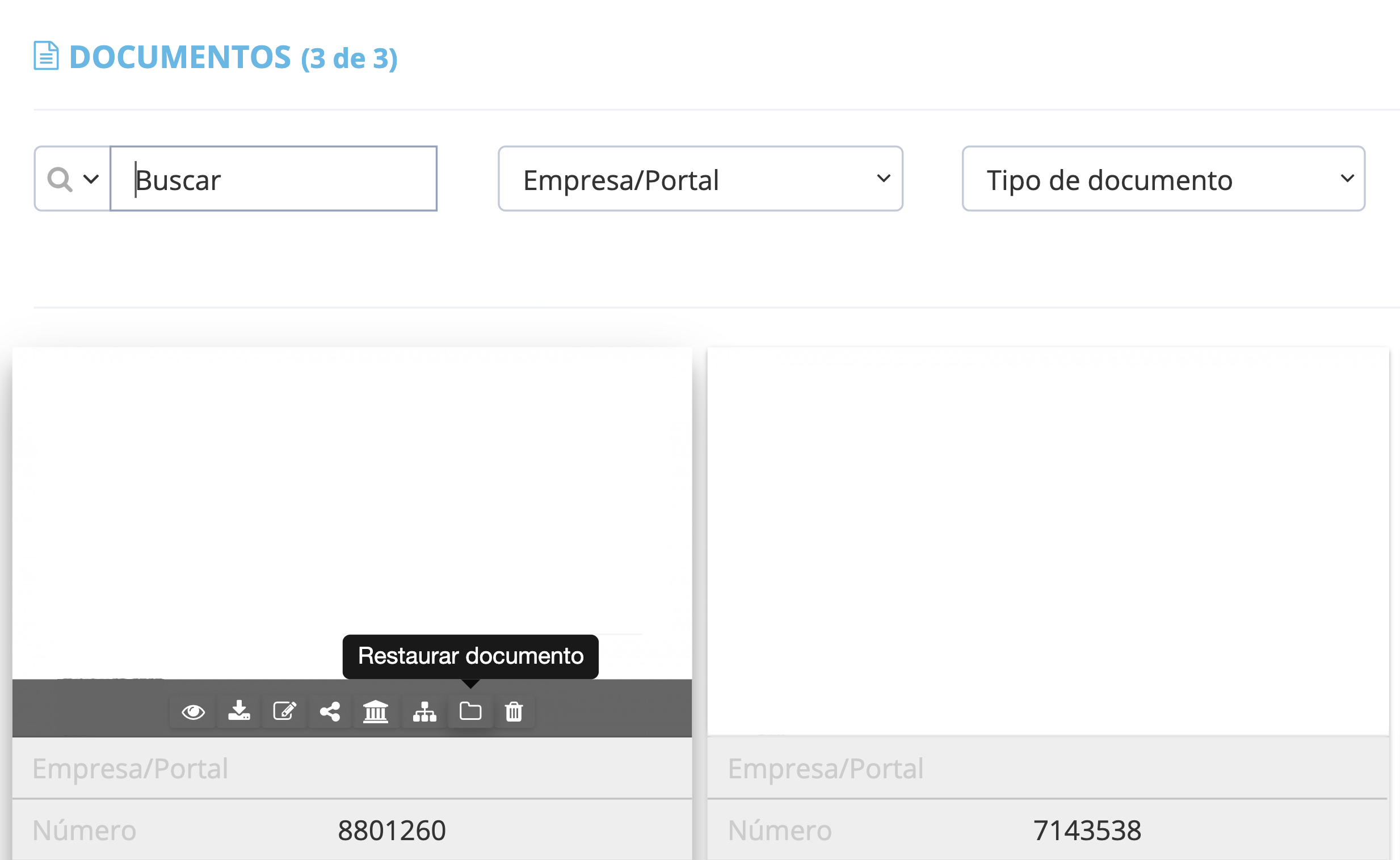 Para vista de mosaico: dirígete al documento que deseas restaurar y haz clic en “Restaurar documento” (ícono de carpeta cerrada) desde la